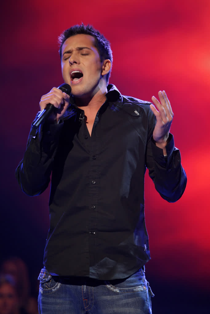 David Hernandez performs as one of the top 16 contestants on the 7th season of American Idol.