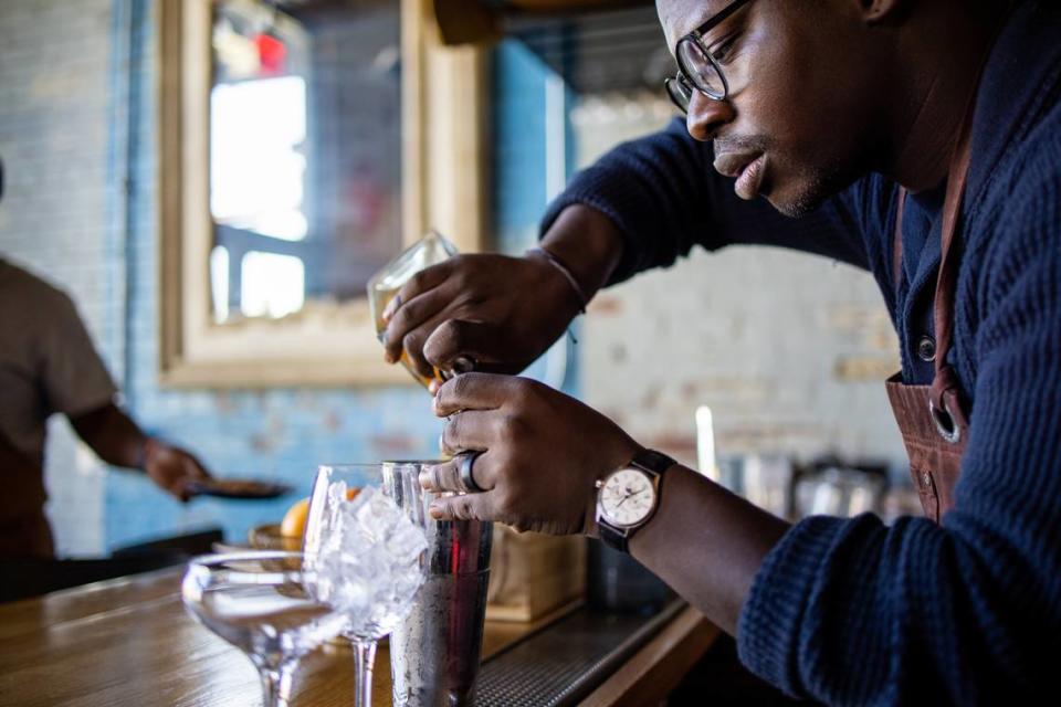 Award-winning mixologist Justin Hazelton sees beyond trends in the cocktail scene. “The antithesis of a trend is a classic cocktail.” Peter Taylor/Peter Taylor