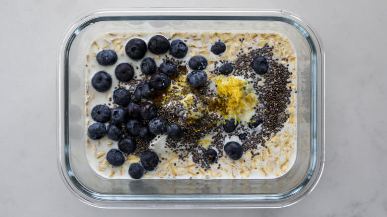 oats, blueberries, chia seeds in container