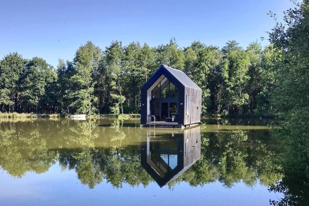 Kabanes de Kerforn Tiny Floating Homes