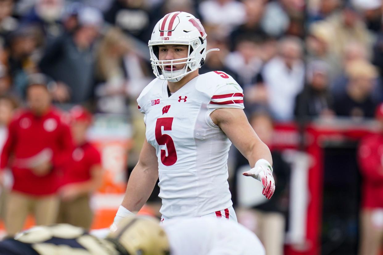Wisconsin linebacker Leo Chenal is the Big Ten's Linebacker of the Year.