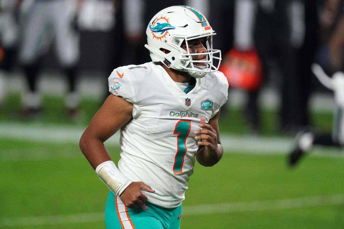 No, the Dolphins should not 'unretire' Dan Marino's 13 for Tua Tagovailoa -  The Phinsider