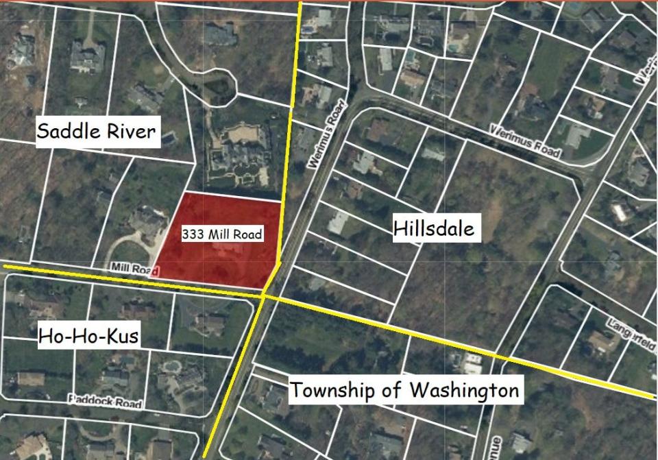Saddle River's proposed purchase of a single-family home at 333 Mill Road (red) on its southeast border has raised questions from surrounding residents about its possible future use as an affordable housing site.