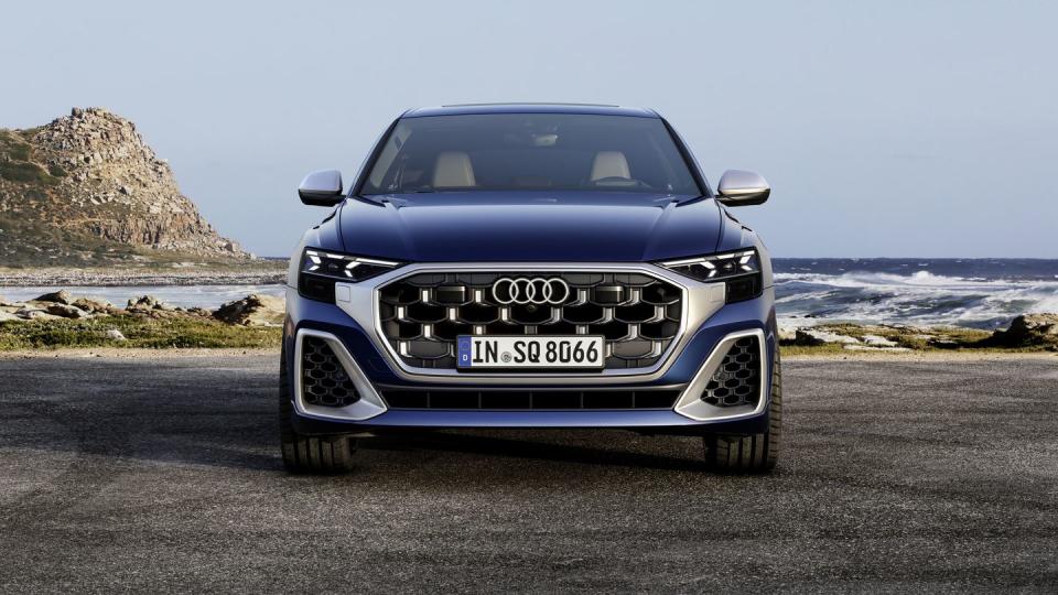 2024 audi sq8