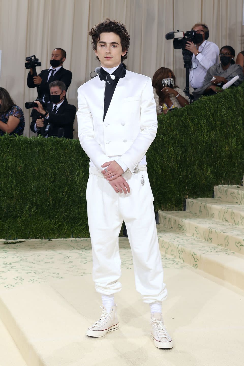 the 2021 met gala celebrating in america a lexicon of fashion arrivals