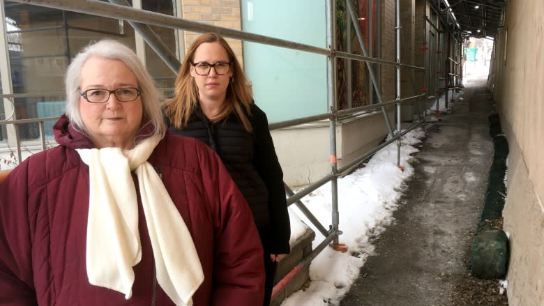 Eglinton Crosstown construction zone an 'unsafe situation,' say condo staff, residents