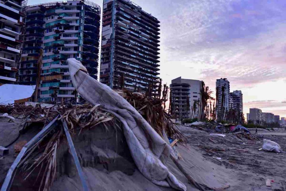 turismo en acapulco otis diciembre navidad (13)