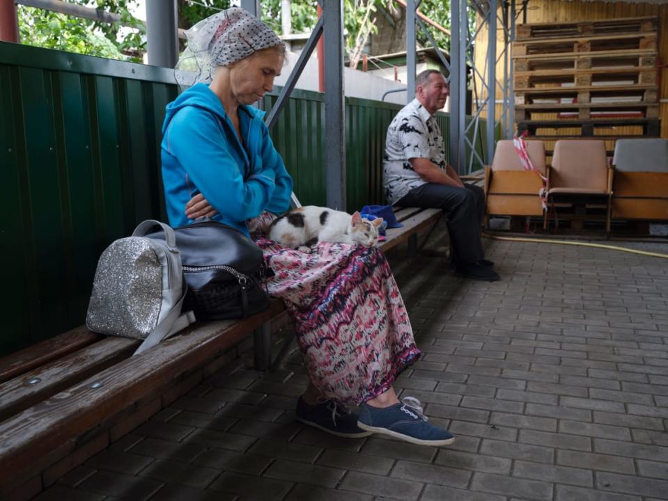 <div class="inline-image__caption"><p>Two evacuees rest in a church in Kramatorsk after evacuation from Soledar.</p></div> <div class="inline-image__credit">Oskar Hallgrimsson</div>