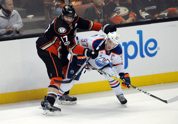 ANAHEIM, CA - MAY 05: Edmonton Oilers captain Conner McDavid (97) and Anaheim Ducks center Ryan Kesler (17) in action next to the boards during in first overtime of game 5 of the second round of the 2017 Stanley Cup Playoffs against the Anaheim Ducks, on May 5, 2017, played at the Honda Center in Anaheim, CA. (Photo by John Cordes/Icon Sportswire via Getty Images)