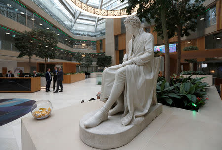 A statue of Thomas Coutts is on display inside Coutts private bank in London, Britain October 10, 2017. REUTERS/Peter Nicholls/Files