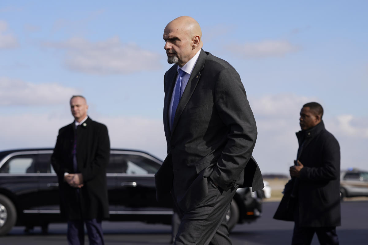 #Fetterman draws praise for getting help for depression