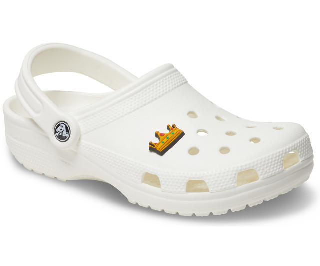 Crocs Jibbitz Vacation Shoe Charm  Personalize with Jibbitz for Crocs  Camera One-Size: : Fashion