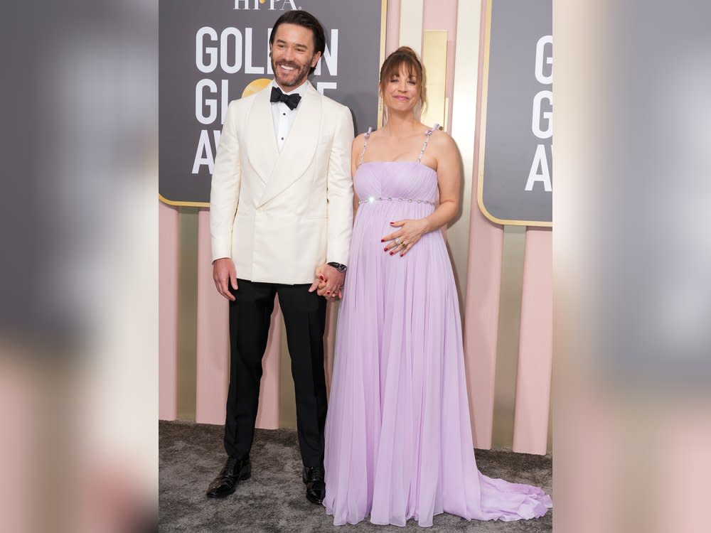 Kaley Cuoco und Tom Pelphrey bei den Golden Globes. (Bild: 2023 Kevin Mazur)