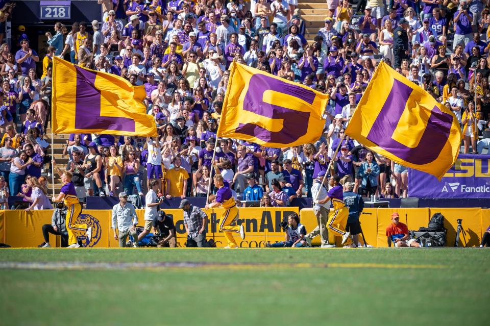 The LSU Tigers take on the Florida Gators in Tiger Stadium.   Saturday, Oct. 16, 2021.

Lsu Vs Florida Football 2 4799