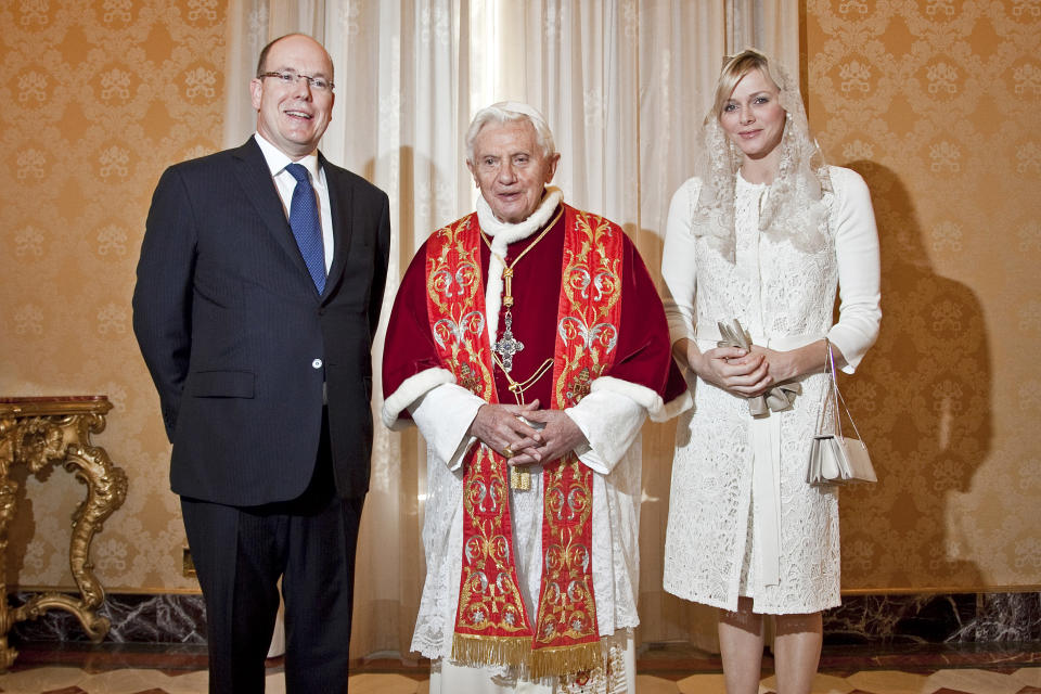 Princess Charlene of Monaco decided to avail of “privilège du blanc” rule in 2016, when she wore a white lace veil, white gloves and a white coat at the Vatican. Photo: Getty Images