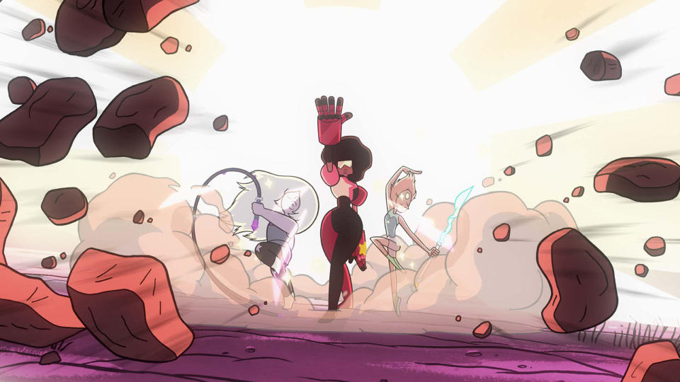 STEVEN UNIVERSE, (from left): Amethyst, Garnet, Pearl, 'Gem Glow', (Season 1, ep. 101, aired Nov. 4, 2013). photo: ©Cartoon Network / Courtesy: Everett Collections