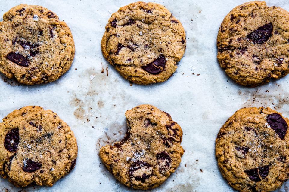 Whiskey and Rye Chocolate Chip Cookies