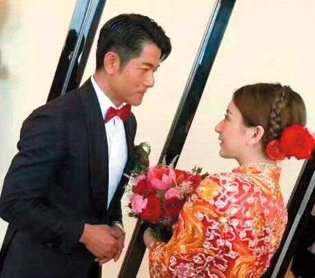 郭富城（左）4月迎娶小他22歲的中國網紅女友方媛（右），以他天王身分婚禮卻十分低調，也沒有豪華排場，僅宴請10桌親友。