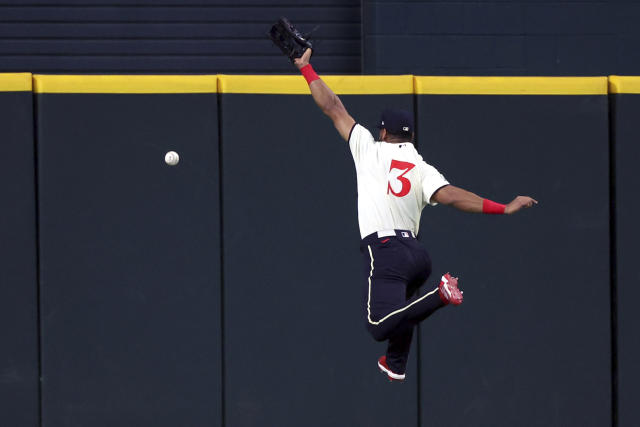 Dodgers beat Texas 11-5 in return to Globe Life Field, where they