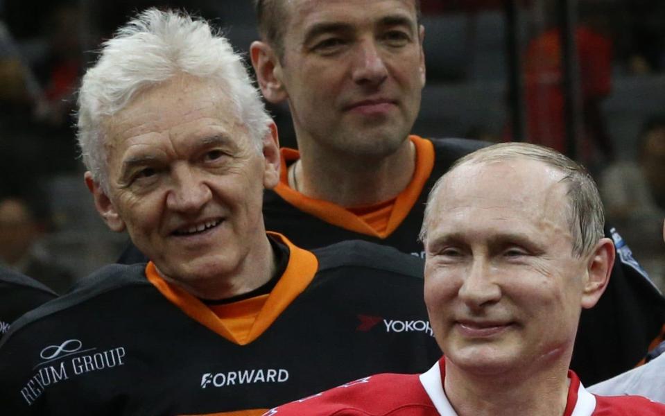 Gennady Timchenko with Russian President Vladimir Putin oligarchs sanctions Ukraine - Sasha Mordovets/Getty Images