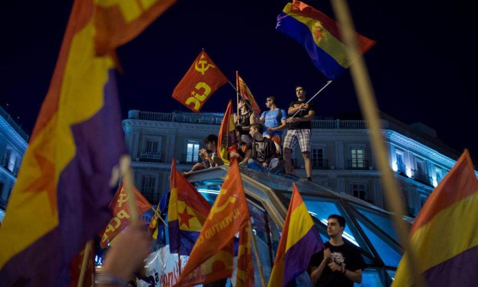 Crowds in Madrid greet news of the abdication of Juan Carlos in 2014.