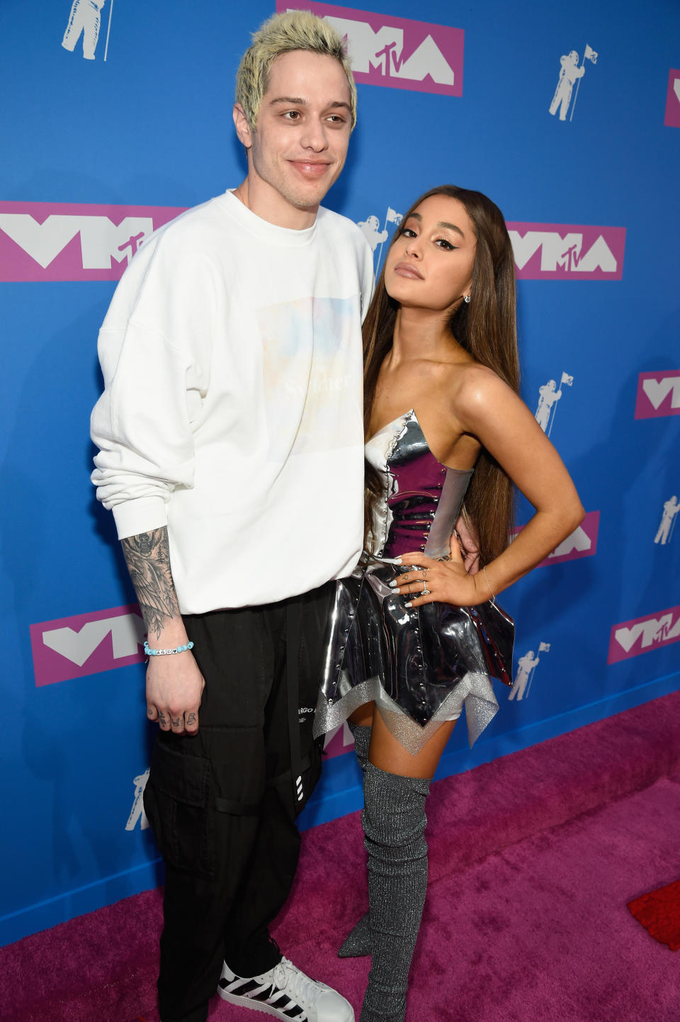 Pete Davidson and Ariana Grande at the 2018 MTV Video Music awards.&nbsp; (Photo: Kevin Mazur via Getty Images)