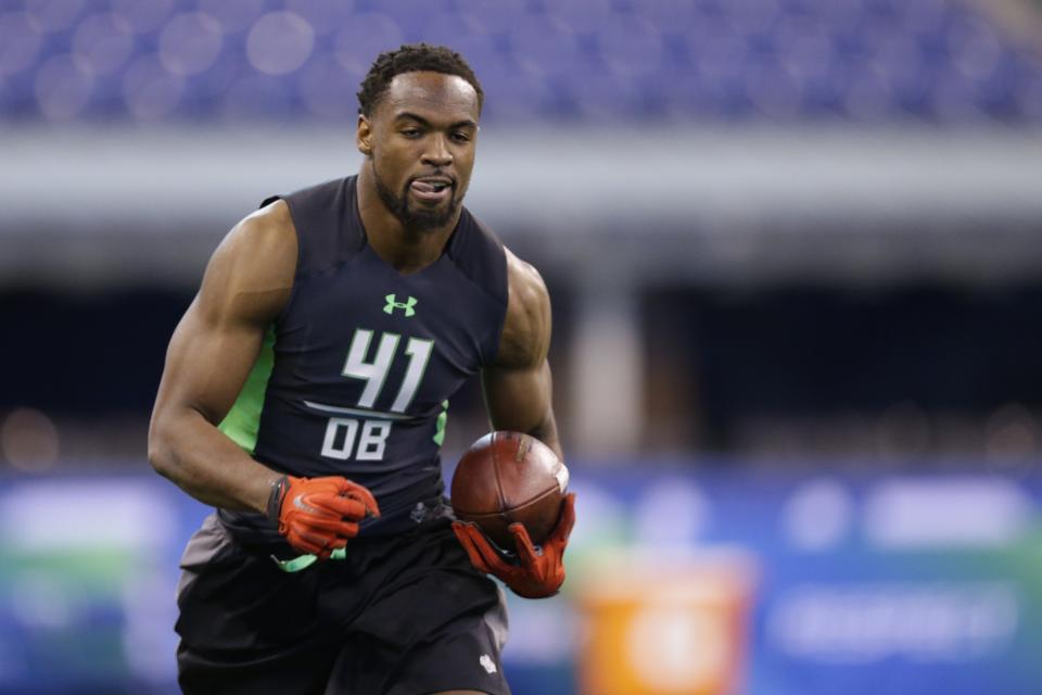 The Cleveland Browns cut safety Tyvis Powell hours before he was slated to throw out the ceremonial first pitch at the Cleveland Indians game Friday night. (AP)