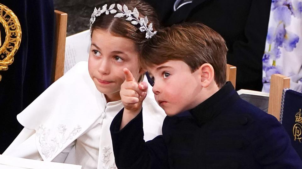 A cute sibling moment at the Coronation