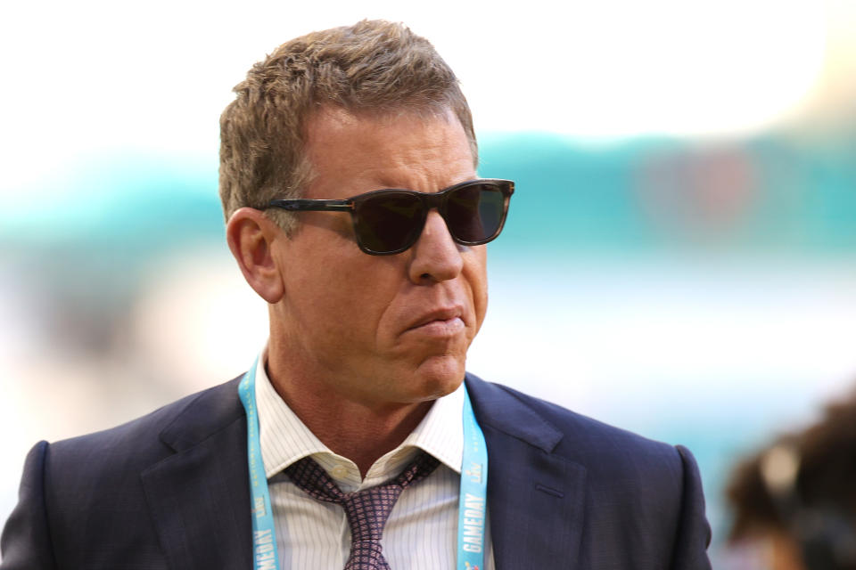 Former player Troy Aikman arrives at Super Bowl LIV at Hard Rock Stadium on February 02, 2020 in Miami, Florida. (Photo by Rob Carr/Getty Images)