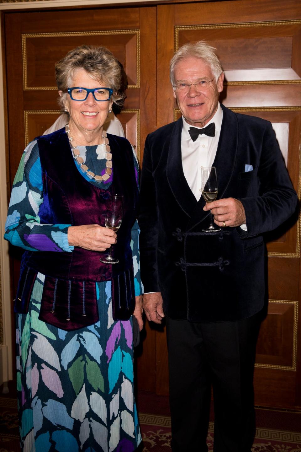 Prue Leith fotografiada con su segundo marido, John Playfair (Getty Images)