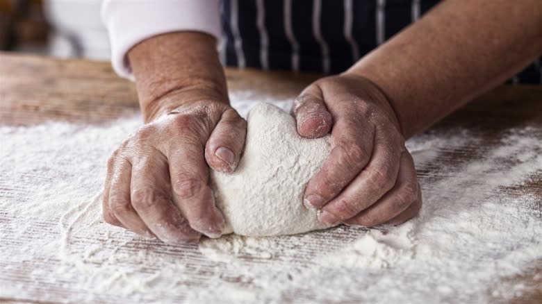 Hand-kneading yeast dough