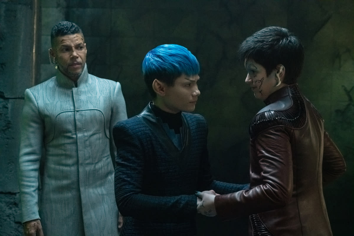 From left to right: Wilson Cruz, Ian Alexander and Blu del Barrio in 'Star Trek: Discovery' (Photo: Michael Gibson/CBS Interactive)