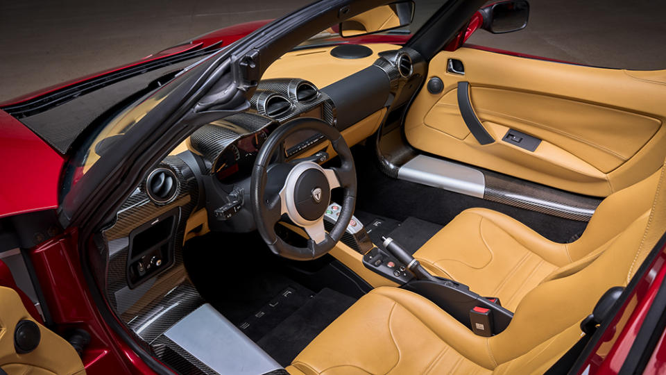 Inside the 2011 Tesla Roadster 2.5 Sport