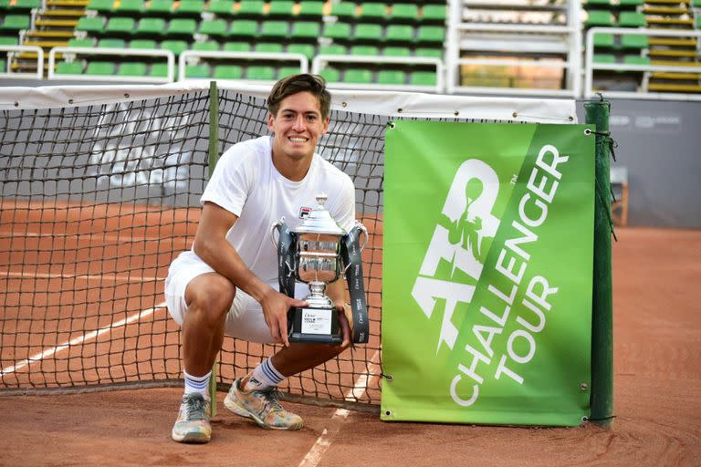 Una buena costumbre: Báez, campeón en Chile