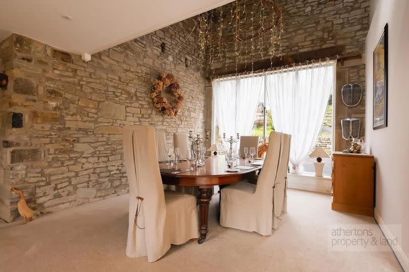 The gorgeous dining area -Credit:Athertons / Zoopla