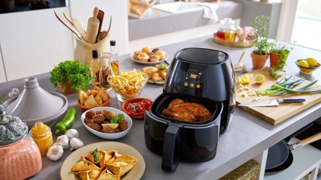 Instant Vortex 5.7-Quart Air Fryer with Customizable Smart Cooking