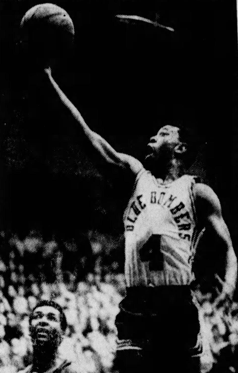 Bob Lewis snares a rebound in a 1969 Blue Bombers game.