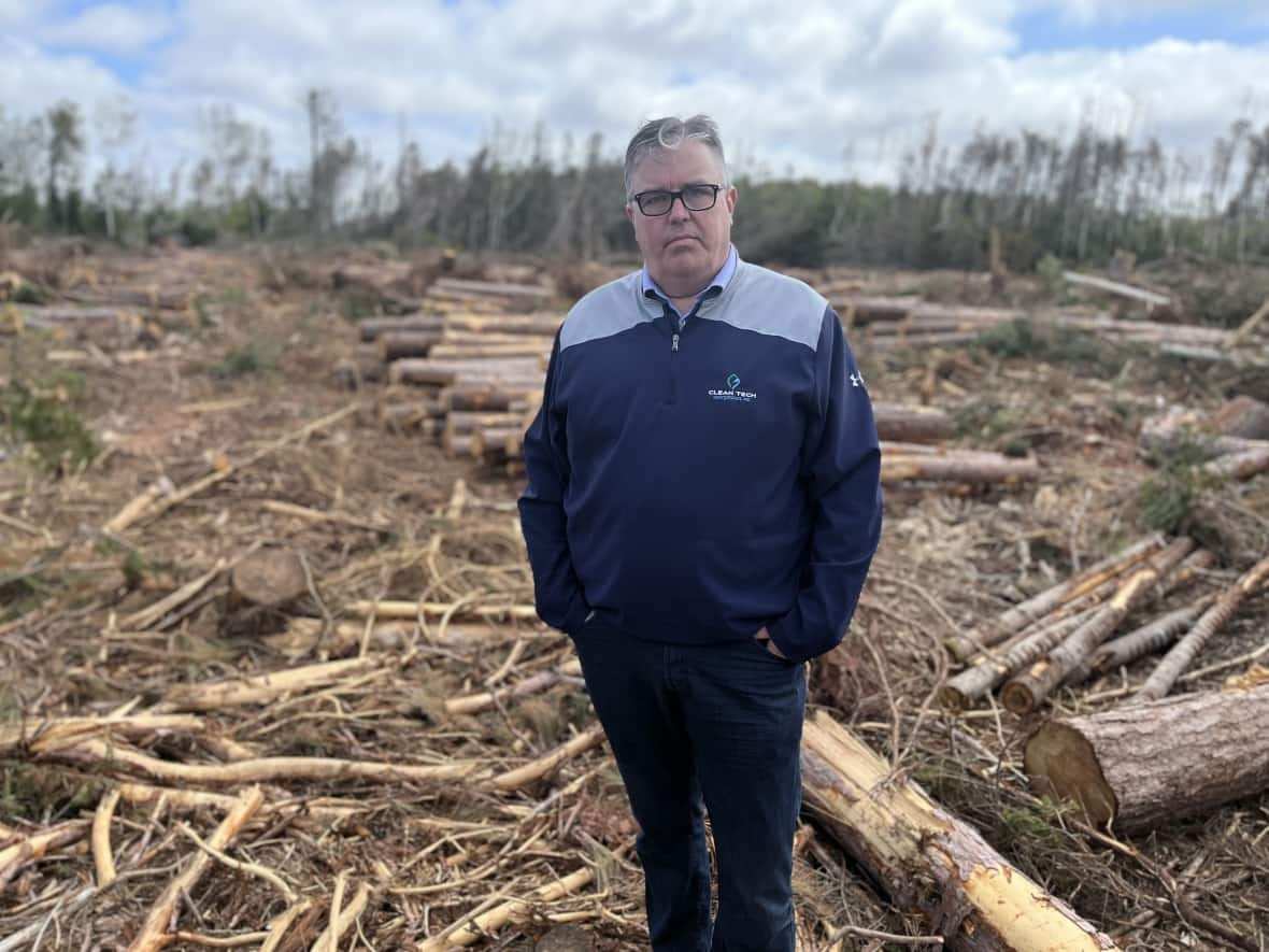 Steven Myers, P.E.I.'s minister of environment, energy and climate action, says sending firefighters to other provinces gives them real-life experience to fight any future fires on the Island. (Wayne Thibodeau/CBC - image credit)