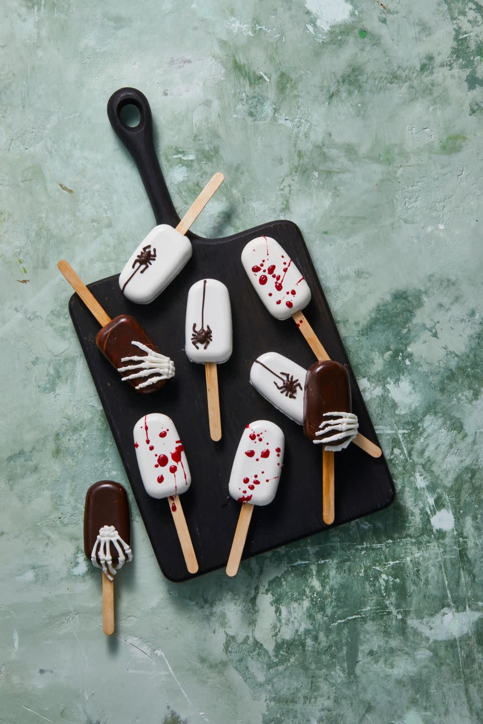 Halloween Cake Pops