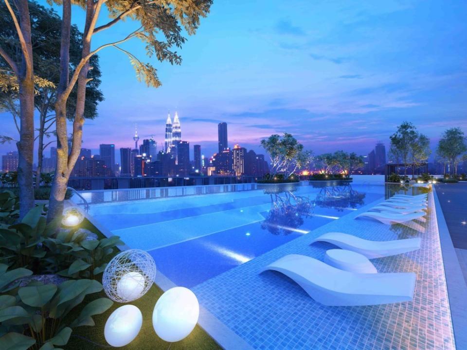 Sentral Suites infinity pool