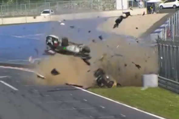 GT4 European Series crash