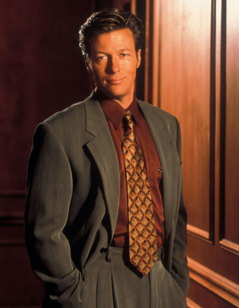 Jack Wagner est Peter Burns