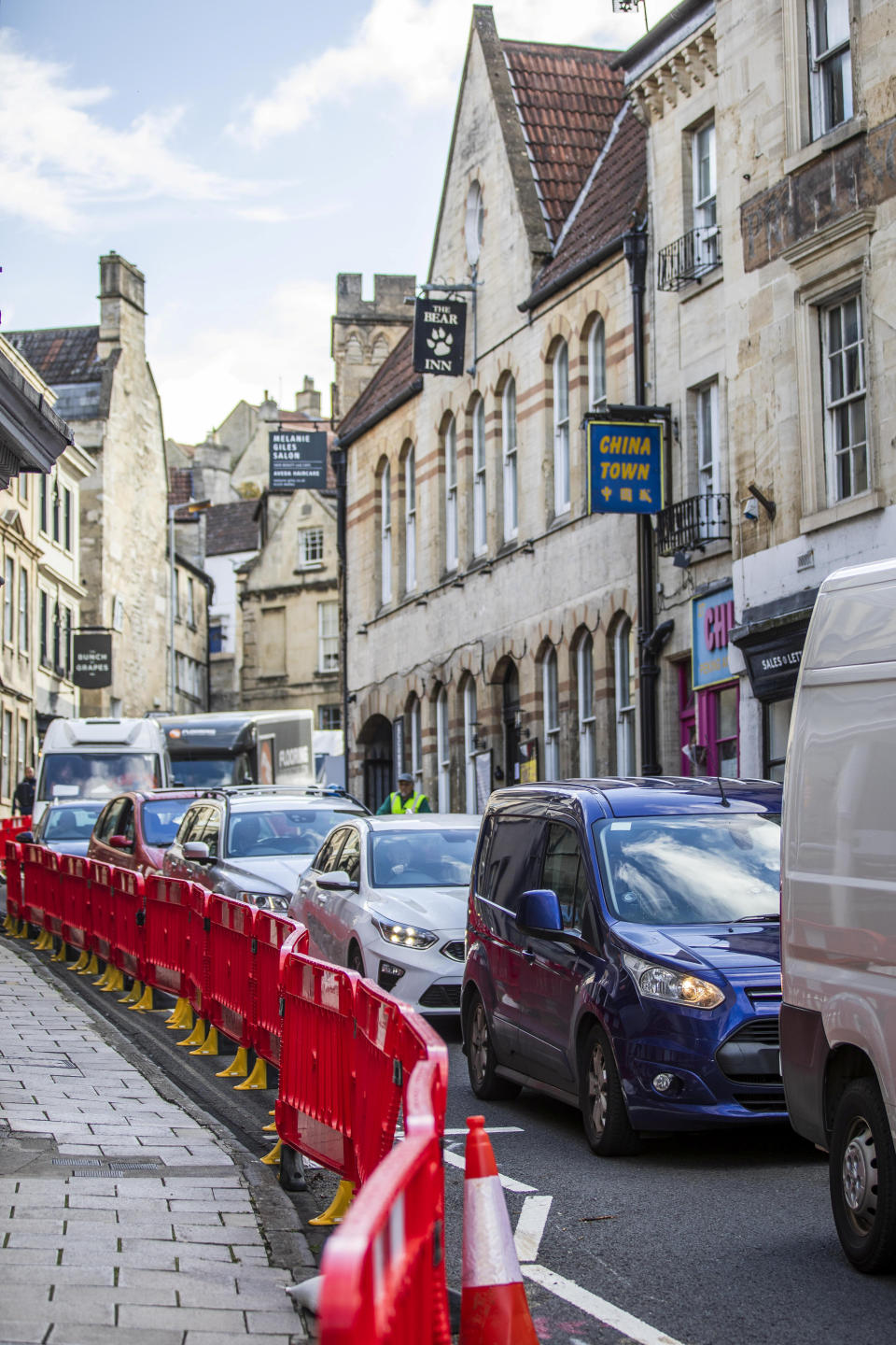 Traffic builds in Bradford-on-Avon as a new one-way system is put into place