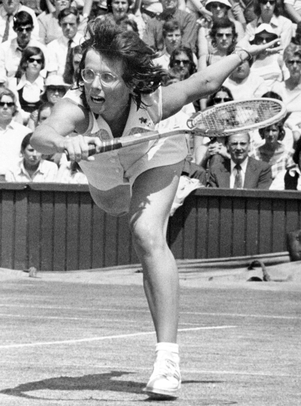 FILE - Billie Jean King plays in the women's singles final against Chris Evert at Wimbledon, July 7, 1973. Wednesday, June 21, 2023, marks the 50th anniversary of the meeting on June 21, 1973, at the Gloucester Hotel — about a mile south of Hyde Park in the heart of the British capital — where King and nearly 60 other players agreed to form what today is known as the Women’s Tennis Association or WTA.(AP Photo/File)
