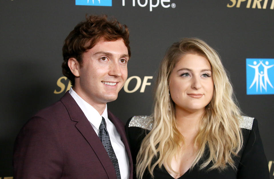 Daryl Sabara and Meghan Trainor (Michael Tran / Getty Images)