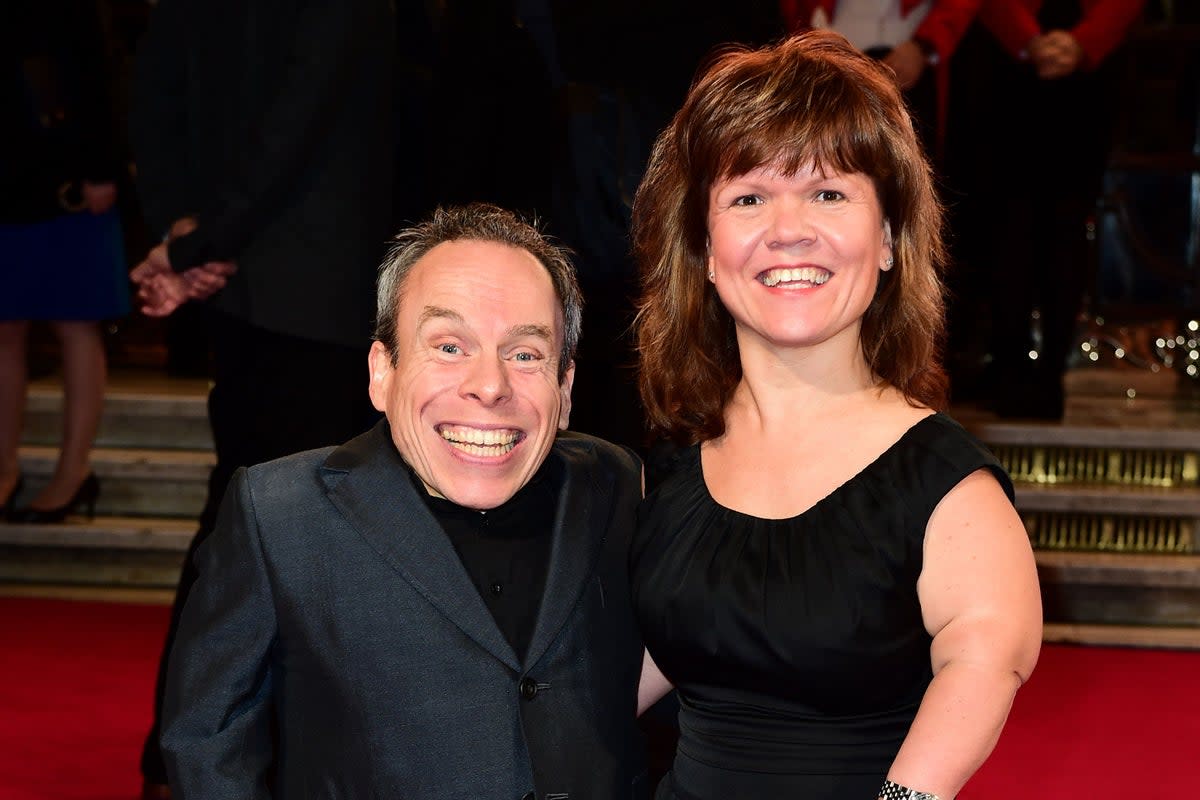 Warwick Davis and Samantha Davis (Ian West/PA) (PA Archive)