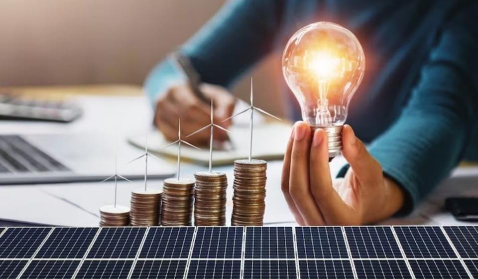 Proponen ahorro de energía del 5% en Colombia: esto dice el MinEnergía. Imagen: Freepik