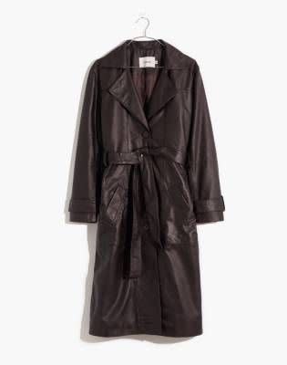 <p><strong>Madewell</strong></p><p>madewell.com</p><p><strong>$670.00</strong></p><p>This leather trench will help you fend off the elements season after season.</p>