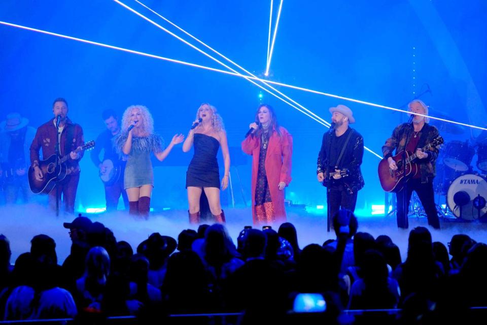 Little Big Town and Sugarland Unite for 2024 CMT Awards Performance of