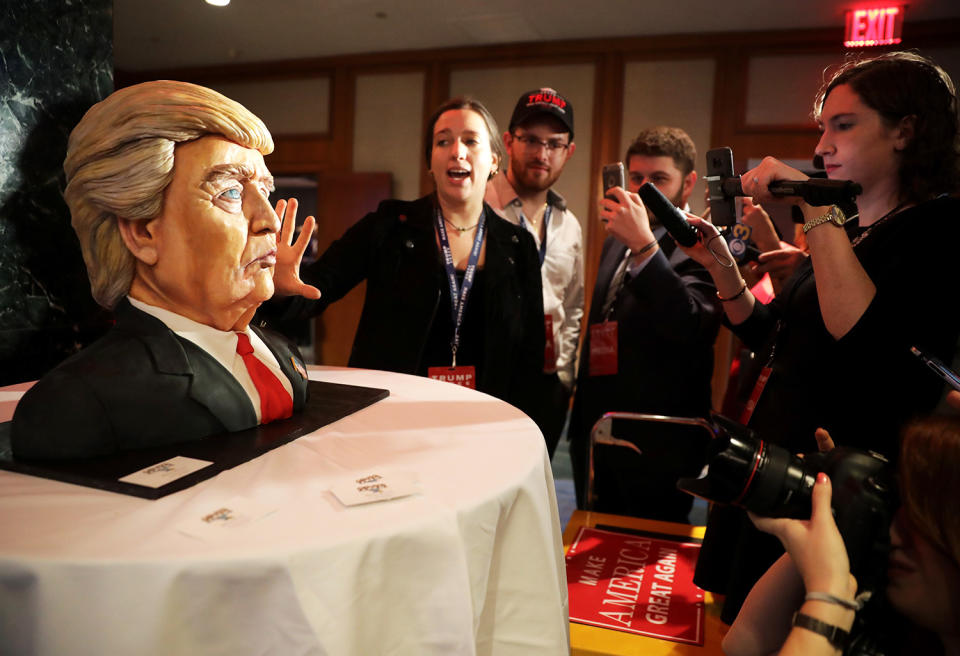 Donald Trump cake